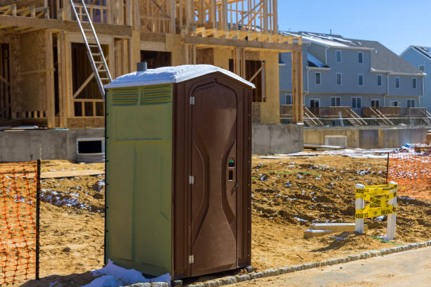 Best Affordable portable toilet rental  in Bakersfield, CA